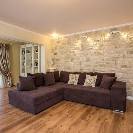 Casa De Raphael - Luxury Apartament